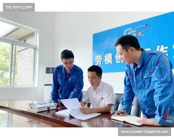 环自贡赛尖山绕圈战术博弈,领先集团突围成功 环自贡赛尖山绕圈战术博弈,领先集团突围成功